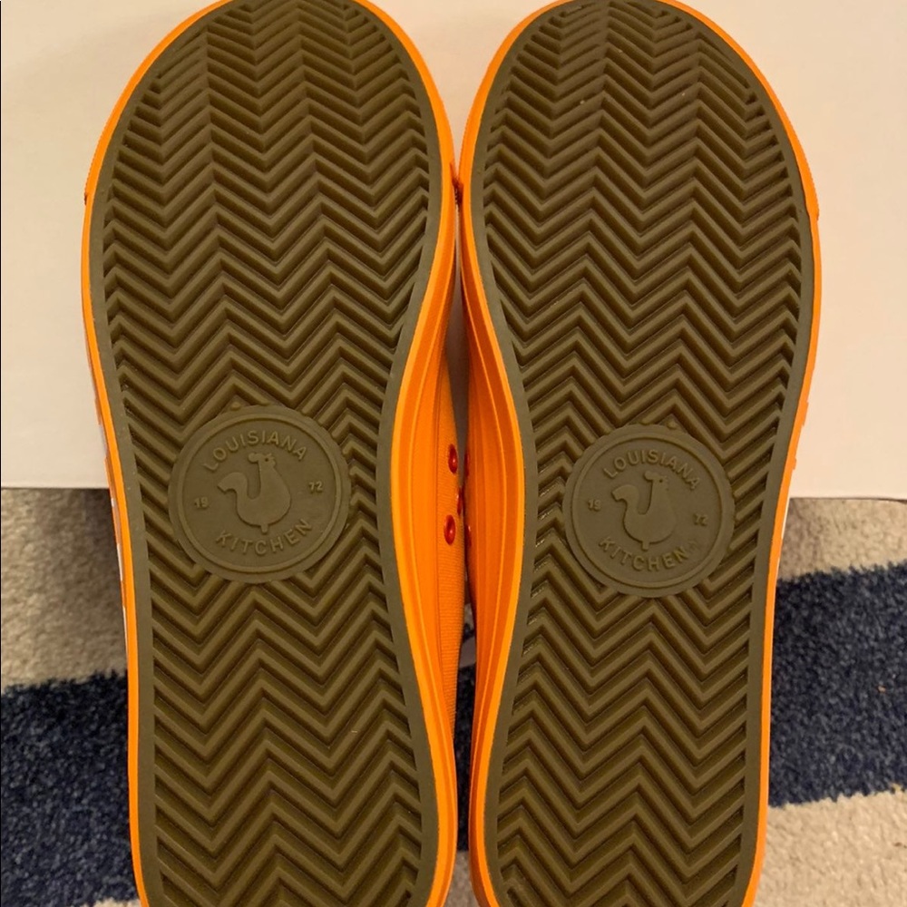 Popeyes Shoes (RARE) - Picture 2 of 5